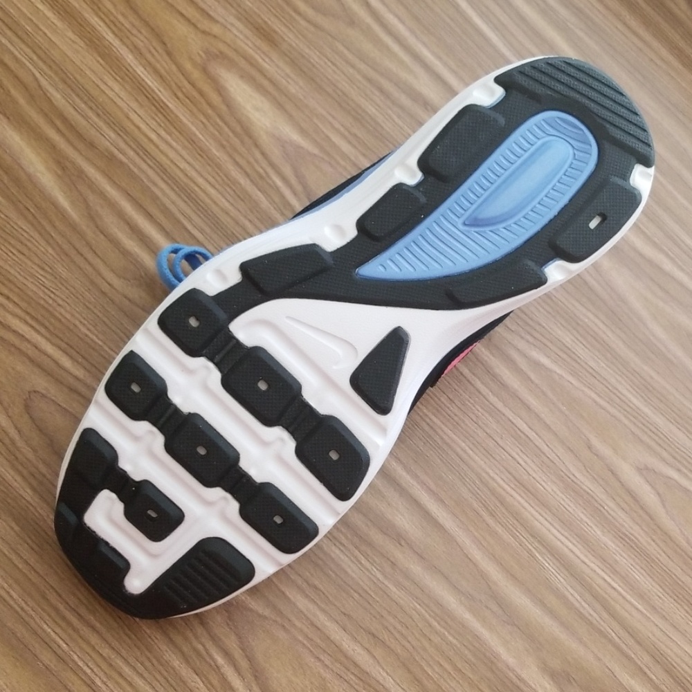 Nike Women's Dual Fusion Running Shoes - Picture 3 of 8